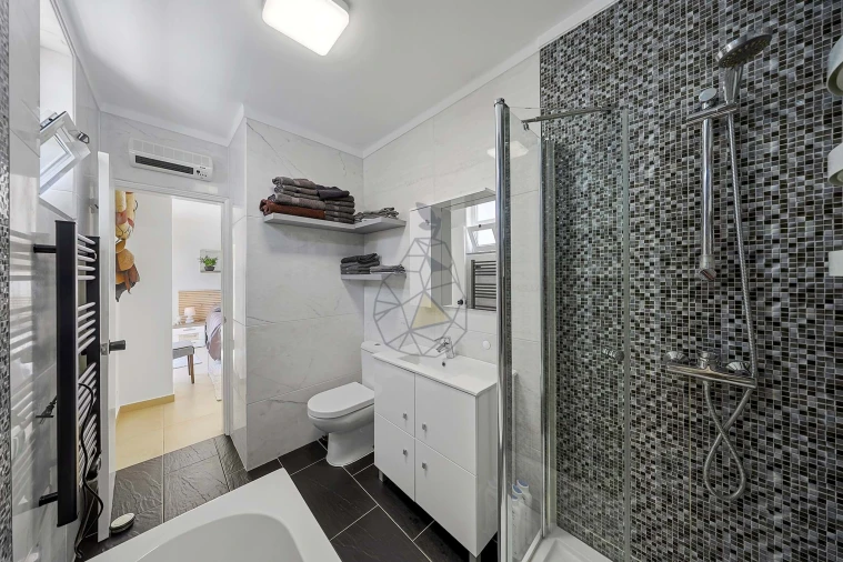 Apartamento T4 para Arrendamento em Portimão Foto 26