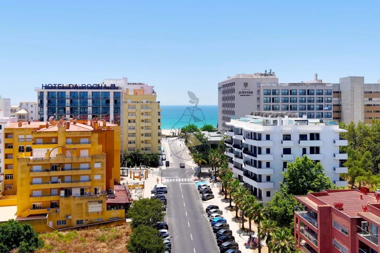 Apartamento T4 para Arrendamento em Portimão Foto 3