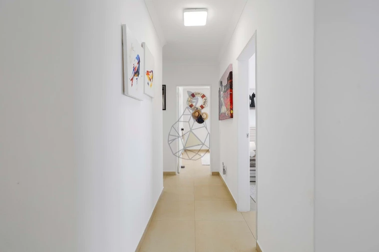 Apartamento T4 para Arrendamento em Portimão Foto 27