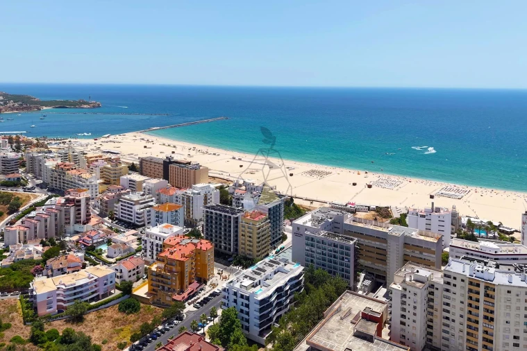 Apartamento T4 para Arrendamento em Portimão Foto 52