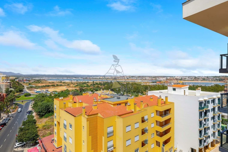 Apartamento T4 para Arrendamento em Portimão Foto 40