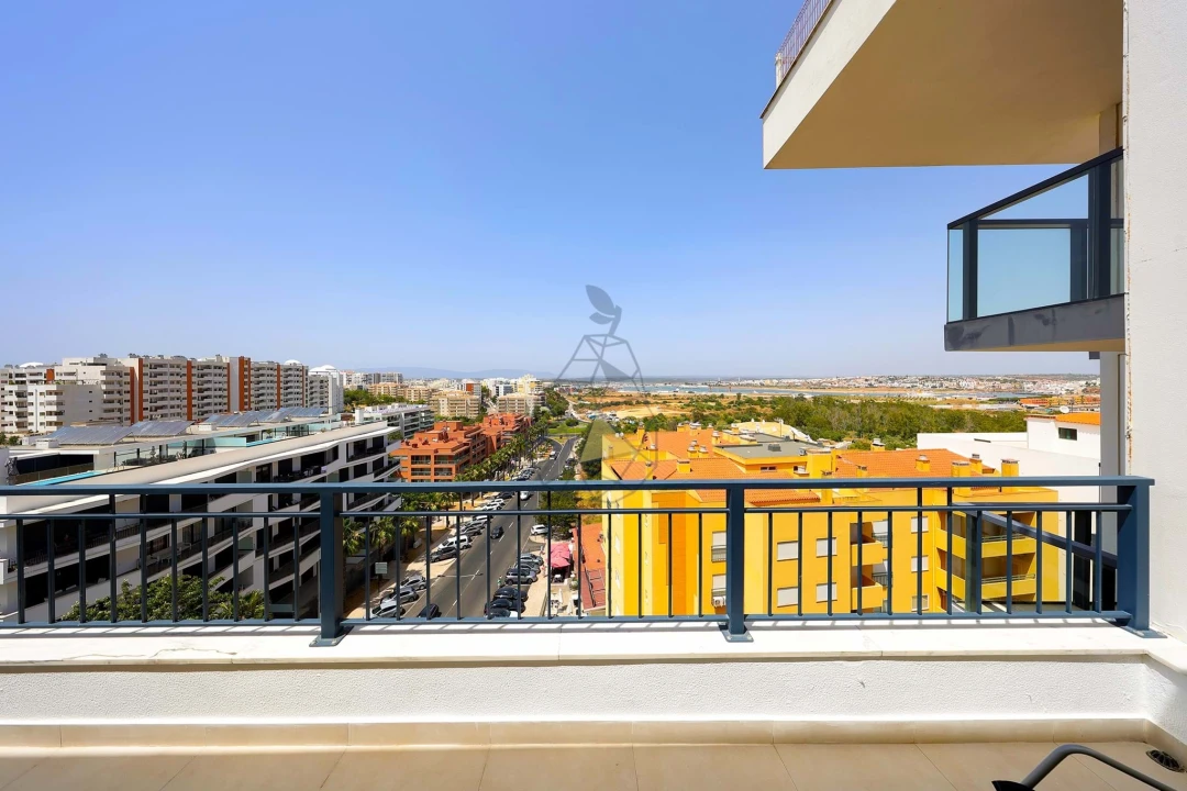 Apartamento T4 para Arrendamento em Portimão Foto 39