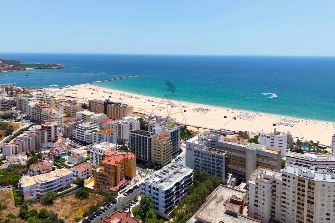 Apartamento T4 para Arrendamento em Portimão Foto 52