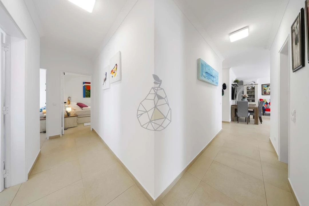 Apartamento T4 para Arrendamento em Portimão Foto 28