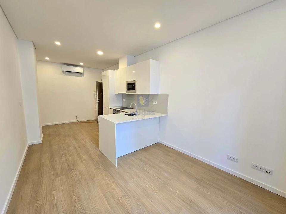 Apartamento T2 para Venda em Arroios Foto 3