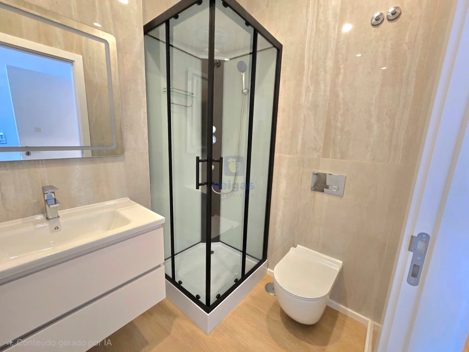 Apartamento T2 para Venda em Arroios Foto 11