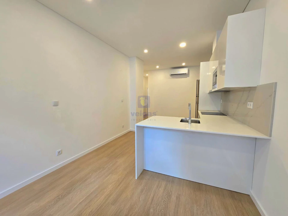 Apartamento T2 para Venda em Arroios Foto 1