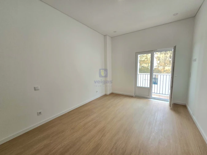 Apartamento T2 para Venda em Arroios Foto 12
