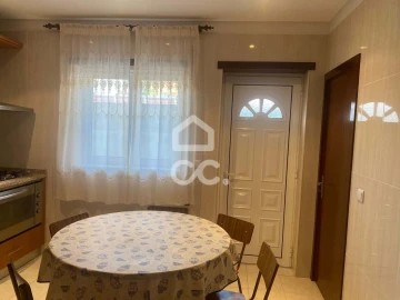 Moradia T7 para Venda em Castelo do Neiva