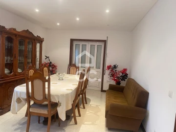 Moradia T7 para Venda em Castelo do Neiva