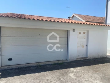 Moradia T7 para Venda em Castelo do Neiva
