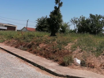 Terreno para Venda em Custóias, Leça do Balio e Guifões