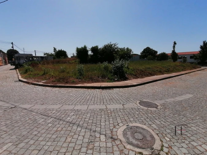Terreno para Venda em Custóias, Leça do Balio e Guifões Foto 2