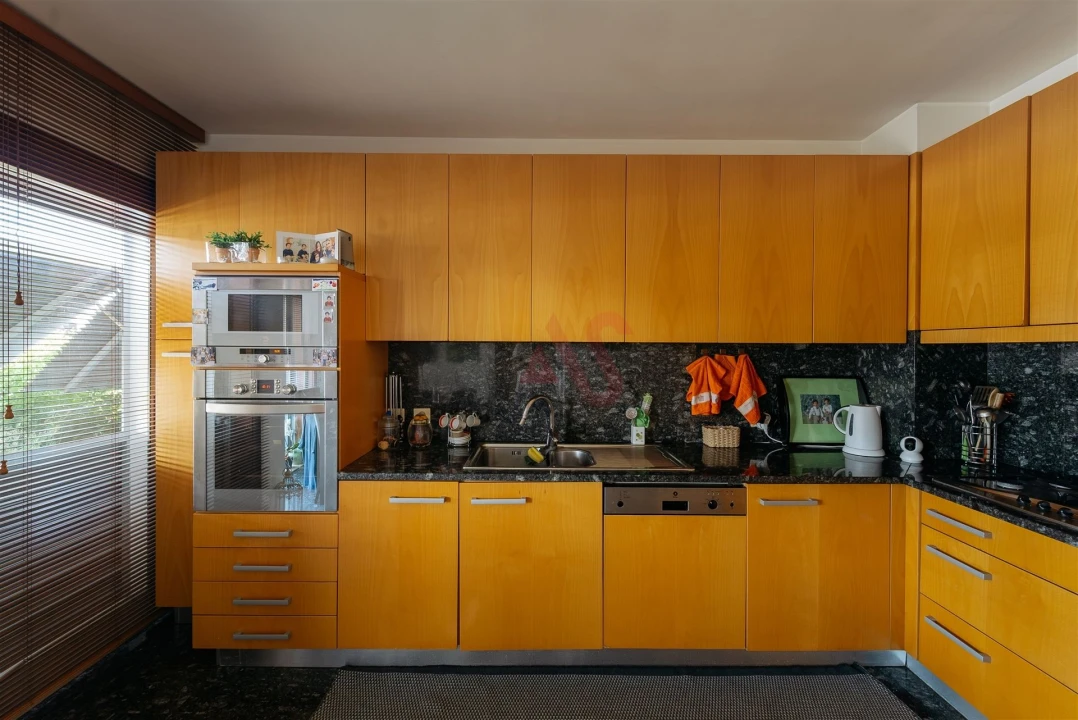 Moradia T3 para Venda em Nogueira e Silva Escura Foto 6