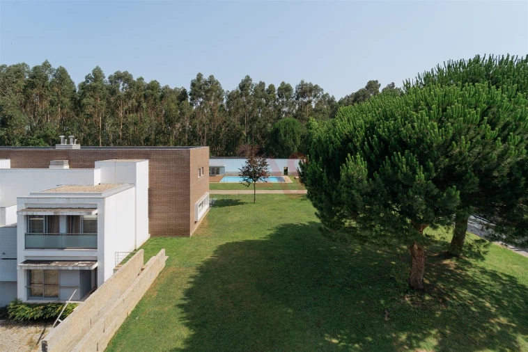 Moradia T3 para Venda em Nogueira e Silva Escura Foto 22