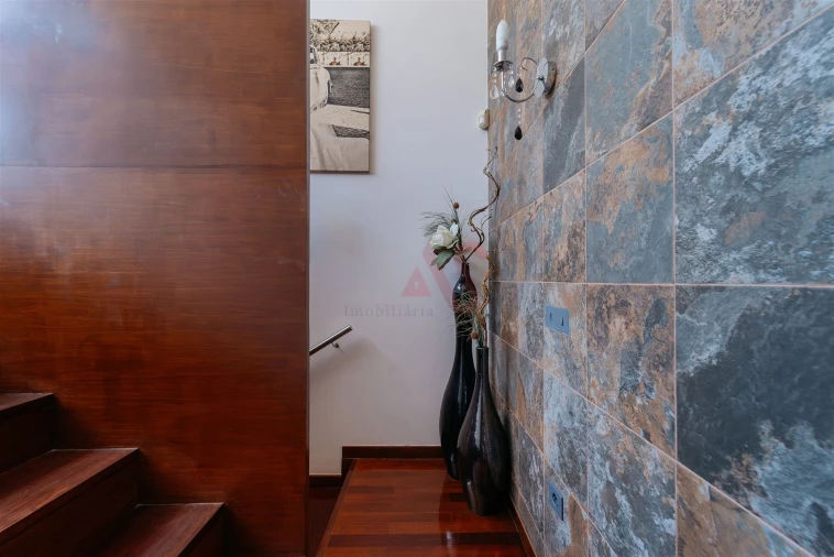 Moradia T3 para Venda em Nogueira e Silva Escura Foto 27