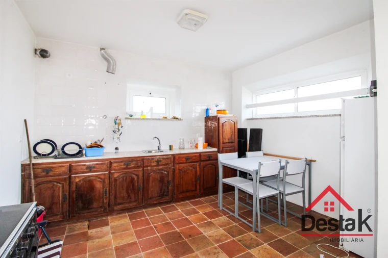 Moradia T1 para Venda em Sul Foto 3