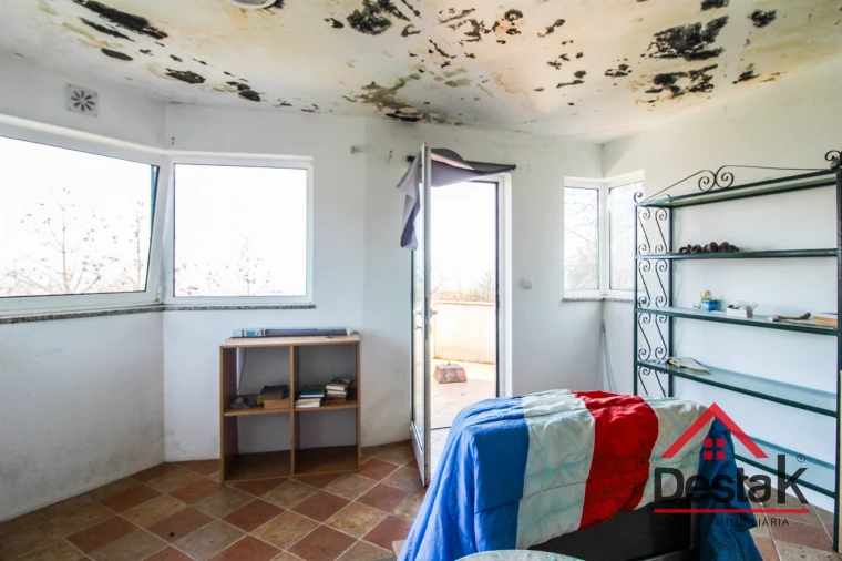 Moradia T1 para Venda em Sul Foto 13