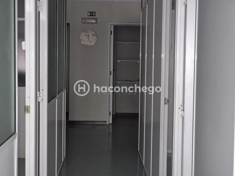 Escritório para Arrendamento em Barcelos, V.Boa, V.Frescainha Foto 6