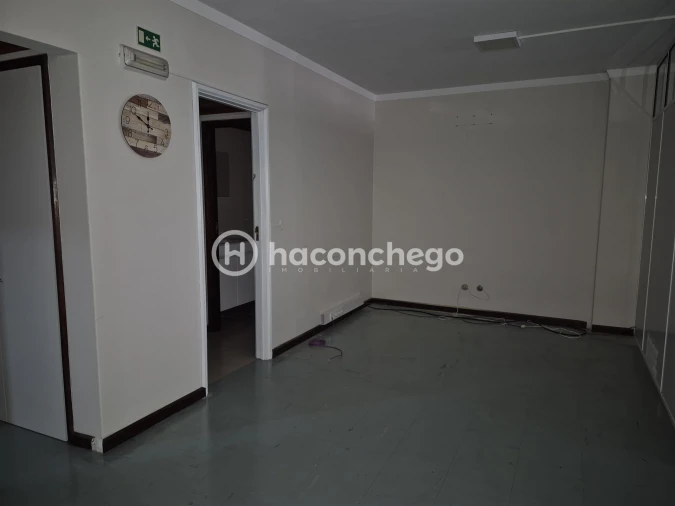 Escritório para Arrendamento em Barcelos, V.Boa, V.Frescainha Foto 4