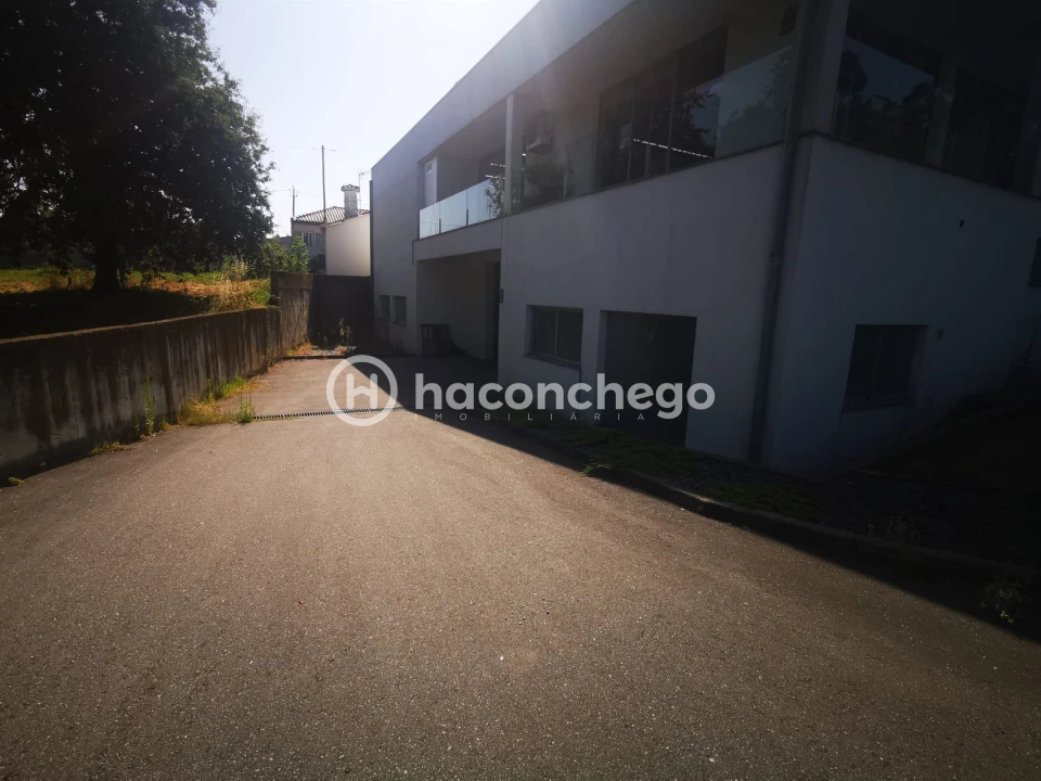 Armazém para Arrendamento em Rio Covo (Santa Eugenia) Foto 2