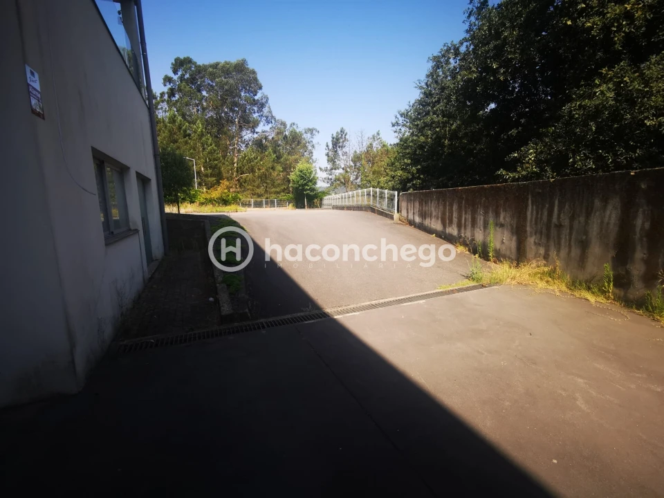 Armazém para Arrendamento em Rio Covo (Santa Eugenia) Foto 6