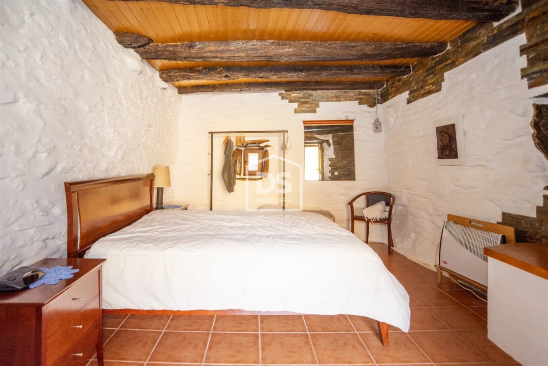 Moradia T5 para Venda em São Miguel do Mato Foto 27