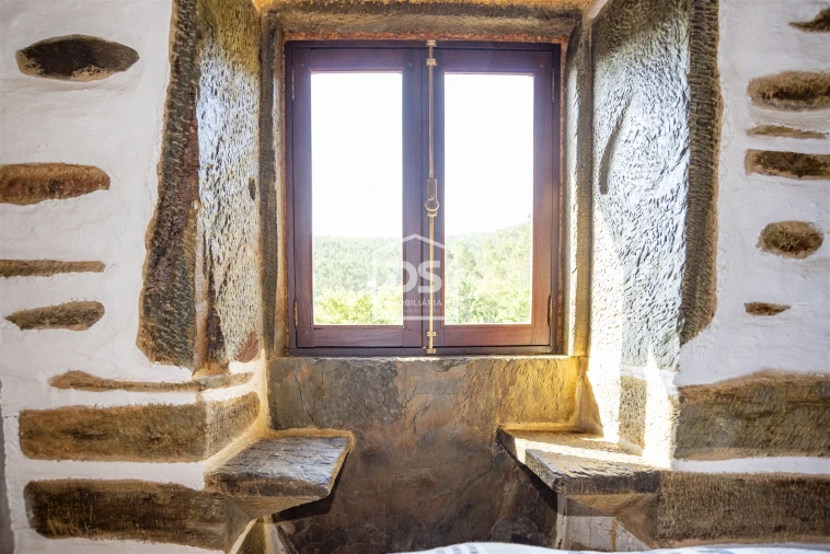 Moradia T5 para Venda em São Miguel do Mato Foto 24