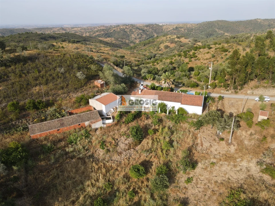 Moradia T4 para Venda em São Barnabe Foto 50