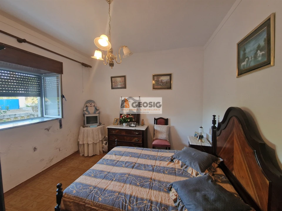 Moradia T4 para Venda em São Barnabe Foto 27