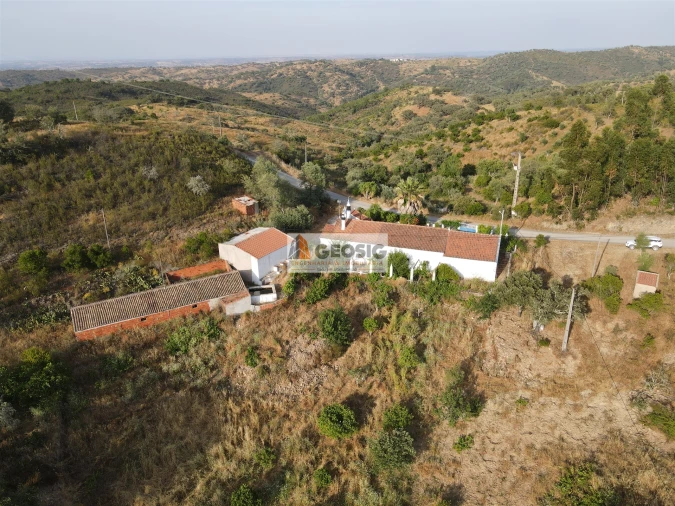 Moradia T4 para Venda em São Barnabe Foto 50