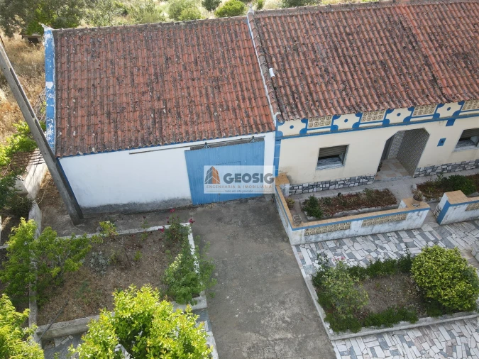 Moradia T4 para Venda em São Barnabe Foto 5