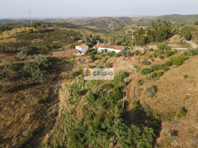 Moradia T4 para Venda em São Barnabe Foto 57