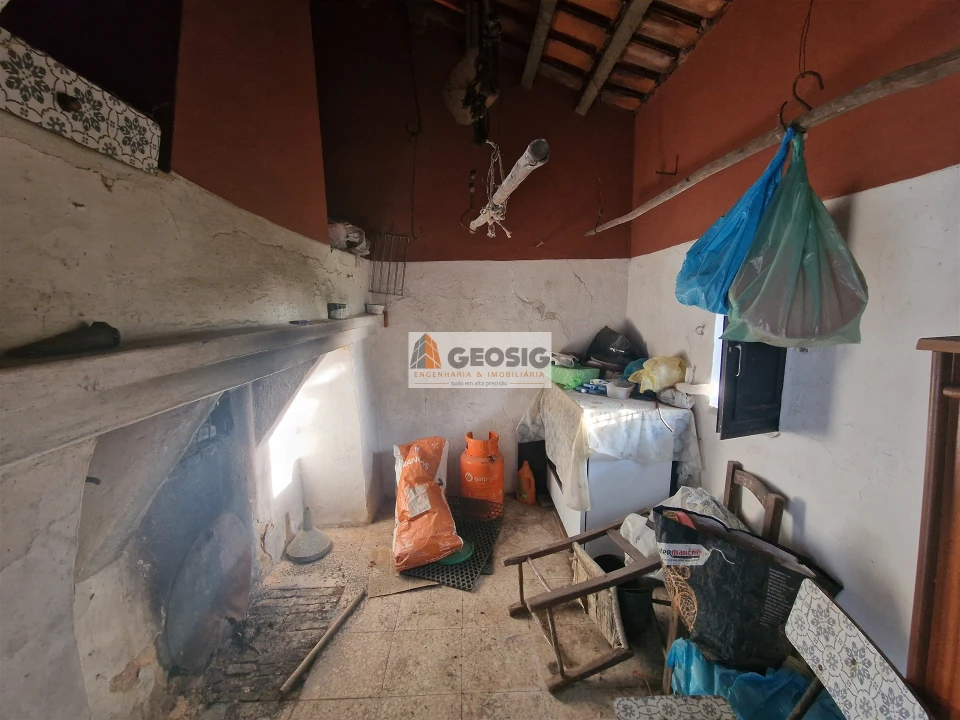 Moradia T4 para Venda em São Barnabe Foto 36