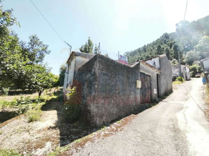 Moradia T3 para Venda em Lousã e Vilarinho Foto 8