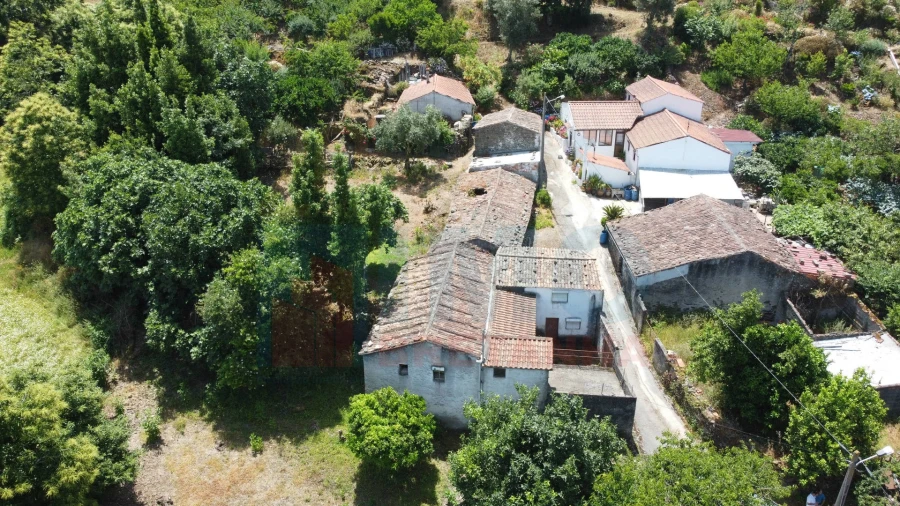 Moradia T3 para Venda em Lousã e Vilarinho