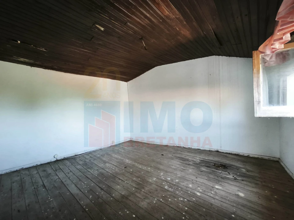 Moradia T3 para Venda em Lousã e Vilarinho Foto 14