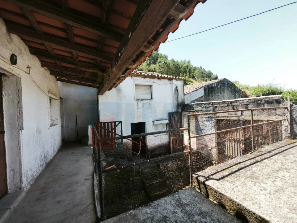Moradia T3 para Venda em Lousã e Vilarinho Foto 15