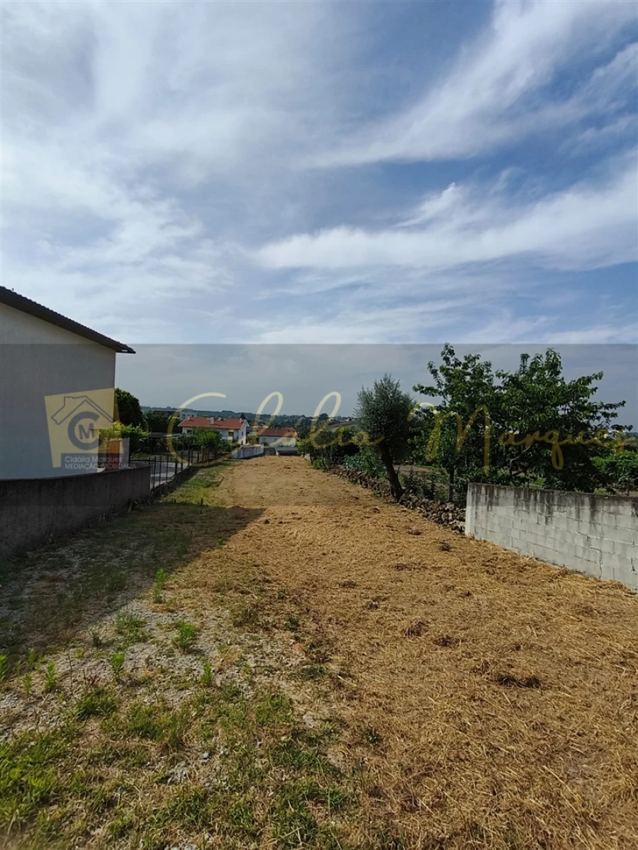 Terreno para Venda em Abraveses Foto 4