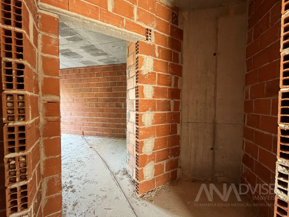 Apartamento T2 para Venda em Mundão Foto 13
