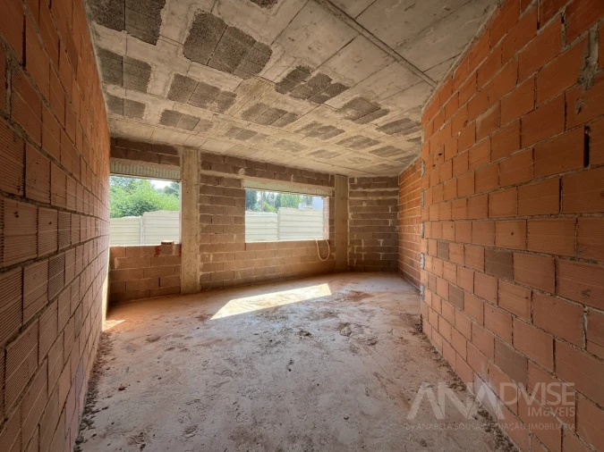 Apartamento T2 para Venda em Mundão Foto 2