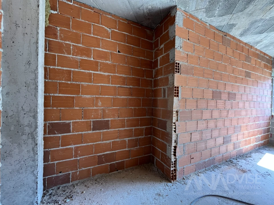 Apartamento T2 para Venda em Mundão Foto 9