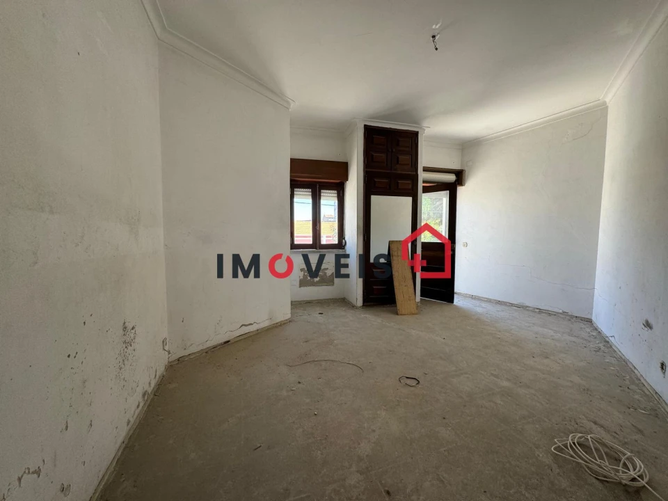 Apartamento T3 para Venda em Cartaxo e Vale da Pinta Foto 11