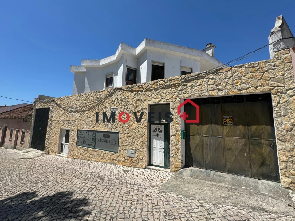 Apartamento T3 para Venda em Cartaxo e Vale da Pinta Foto 1