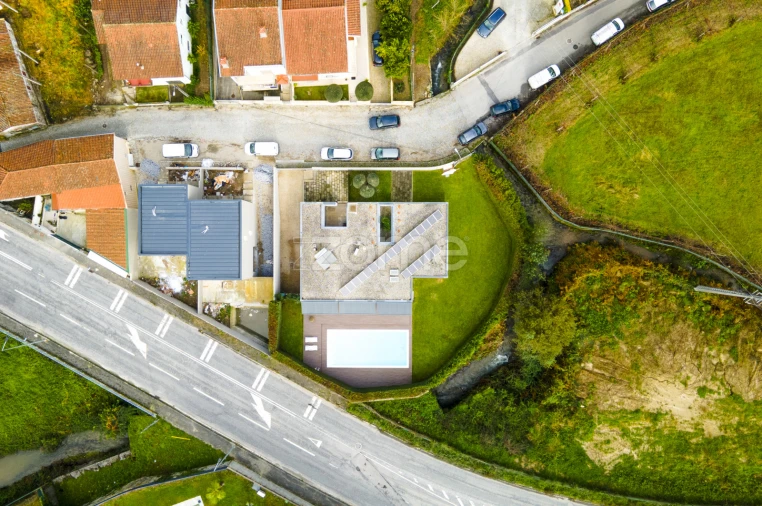 Moradia T4 para Venda em Este (São Pedro e São Mamede) Foto 9