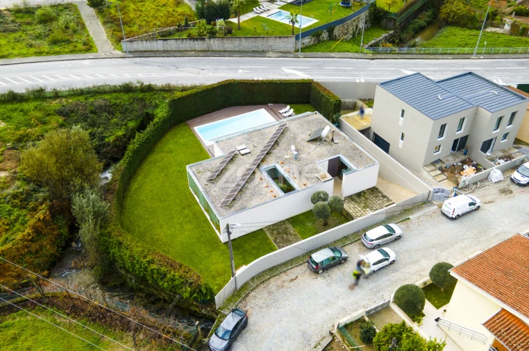 Moradia T4 para Venda em Este (São Pedro e São Mamede) Foto 6