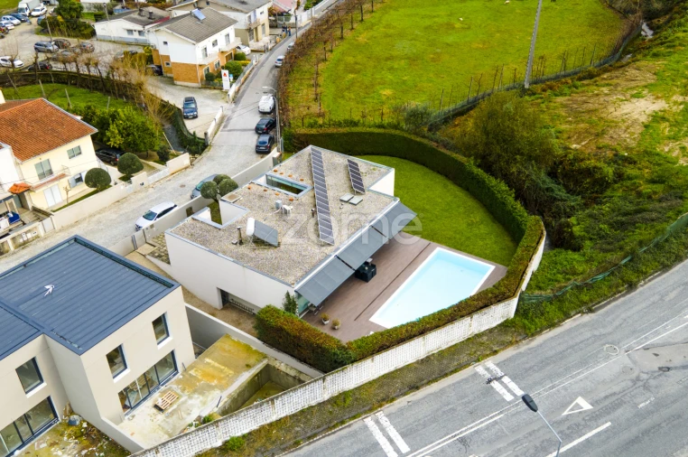 Moradia T4 para Venda em Este (São Pedro e São Mamede) Foto 7