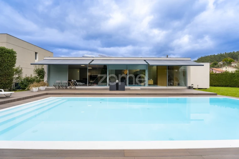 Moradia T4 para Venda em Este (São Pedro e São Mamede) Foto 15