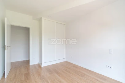Apartamento T4 para Venda em Argoncilhe
