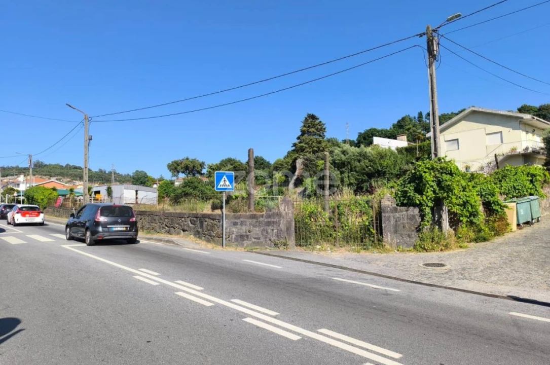 Terreno para Venda em Santo Tirso, Couto (Santa Cristina e São Miguel) e Burgães Foto 5